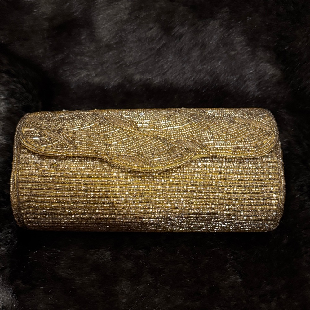 Vintage Elegant Gold Beaded Clutch